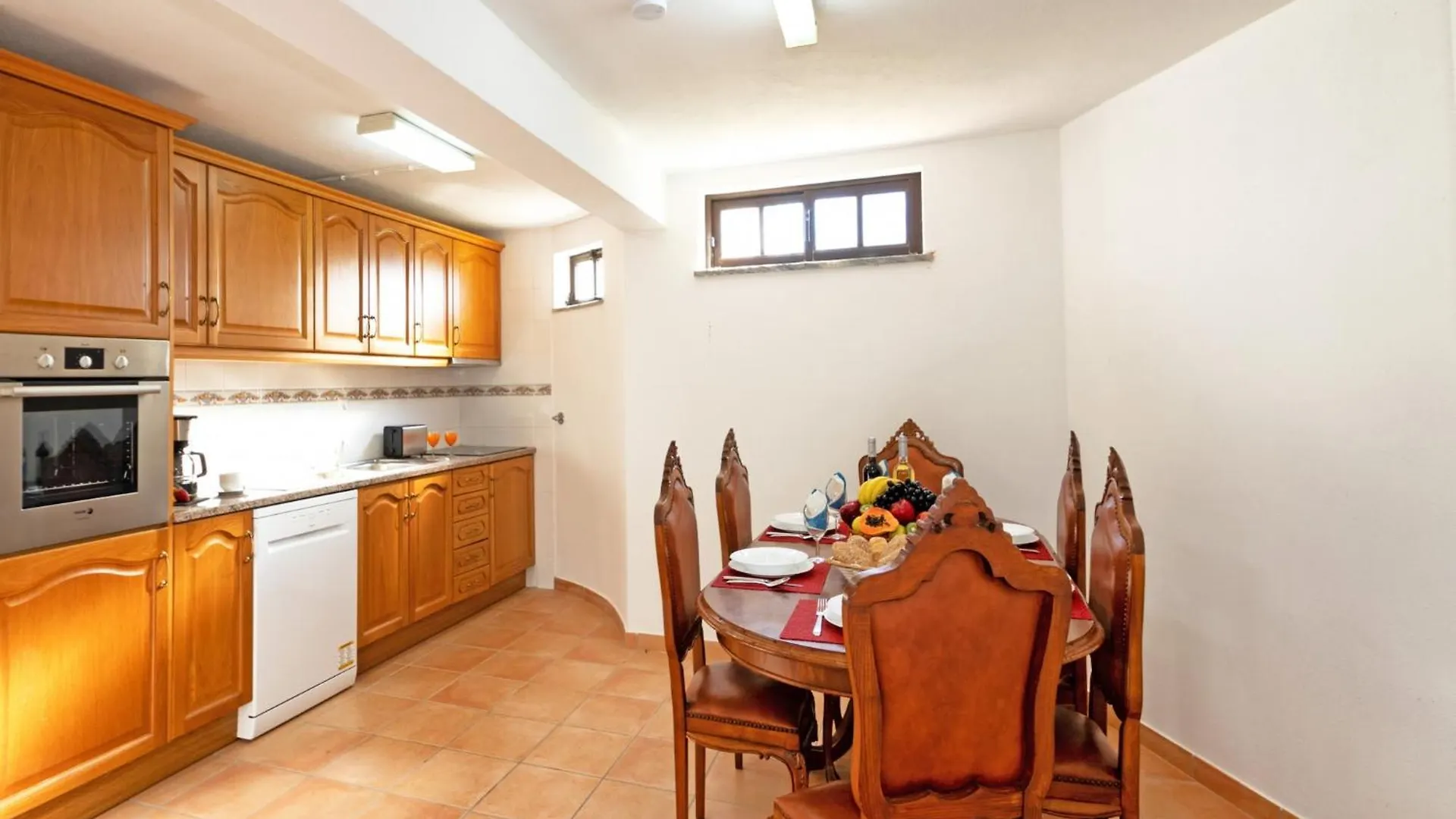 Charming Villa In Albufeira With Private Pool