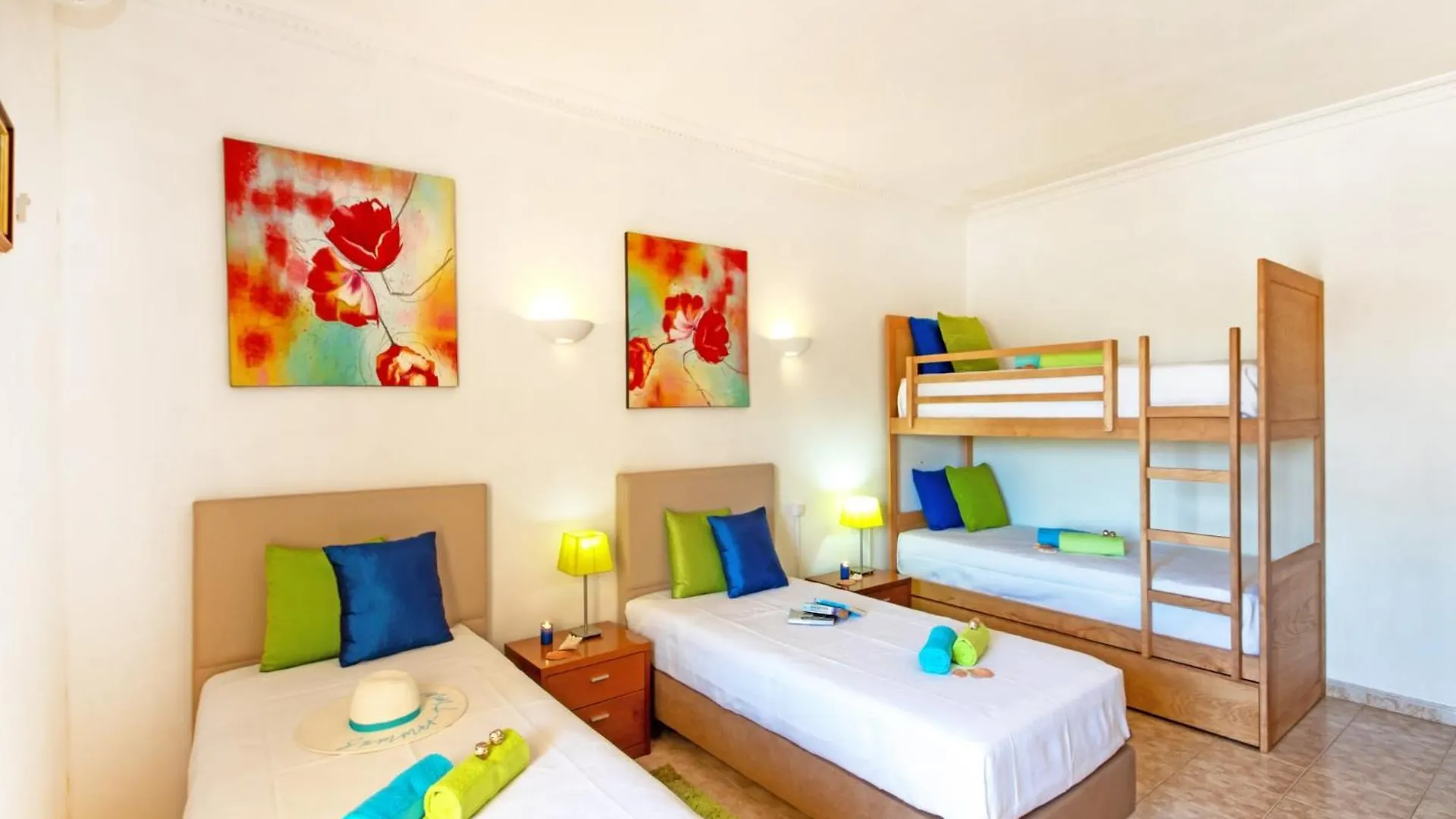 Charming Villa In Albufeira With Private Pool