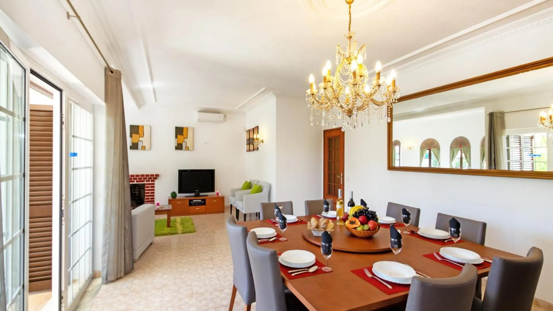 Charming Villa In Albufeira With Private Pool