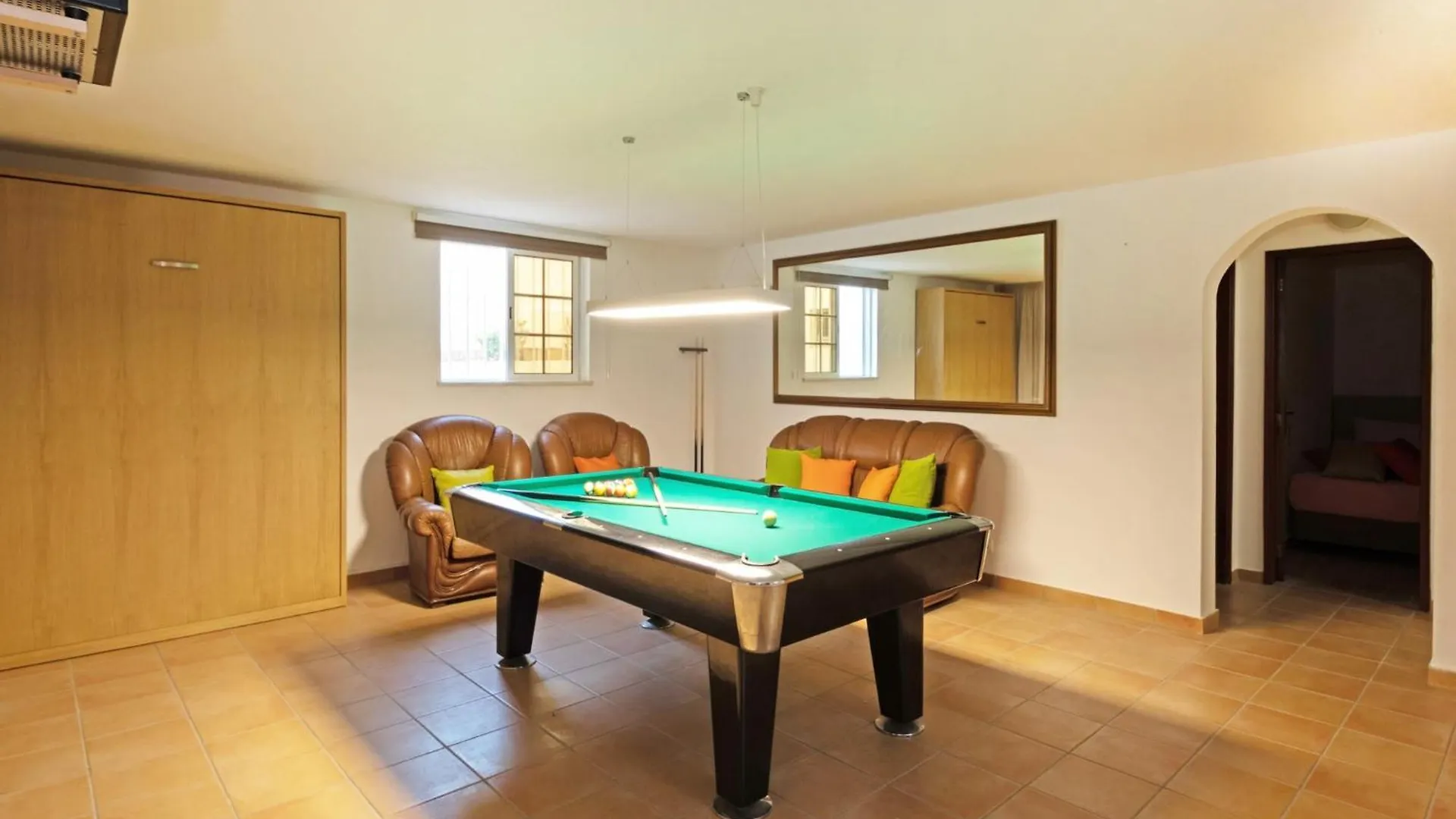 Charming Villa In Albufeira With Private Pool