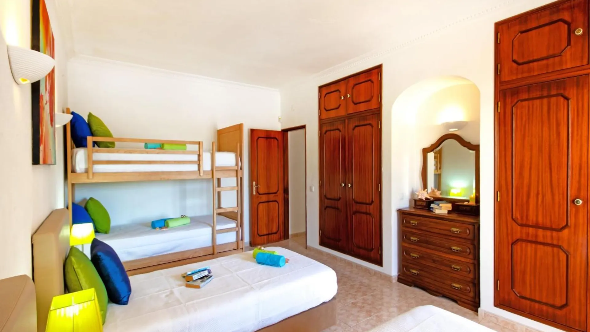 Charming Villa In Albufeira With Private Pool